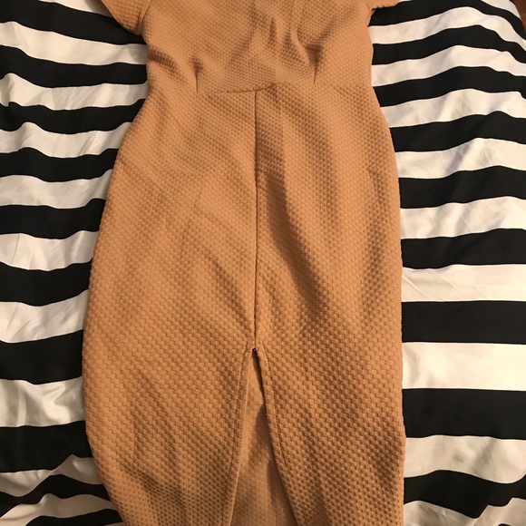 Nude fitted Midi dress - Picture 2 of 2